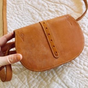 VINTAGE LEATHER CROSSBODY BAG